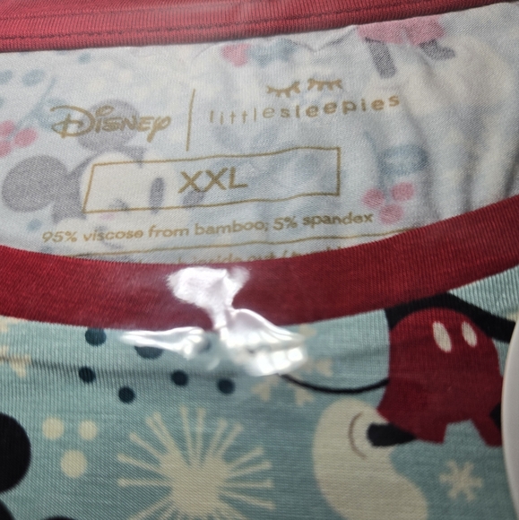 ❄️ Little Sleepies Men’s Mickey’s Wonderland Pajama Top – Size XXL | New in Bag - Picture 2 of 3